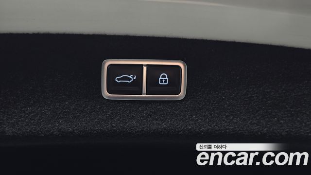 Genesis G80 2022 — photo 35