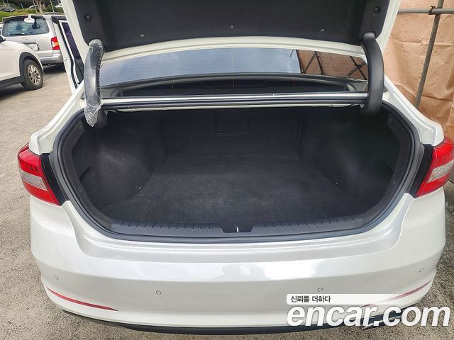 Hyundai Sonata 2016 — photo 16