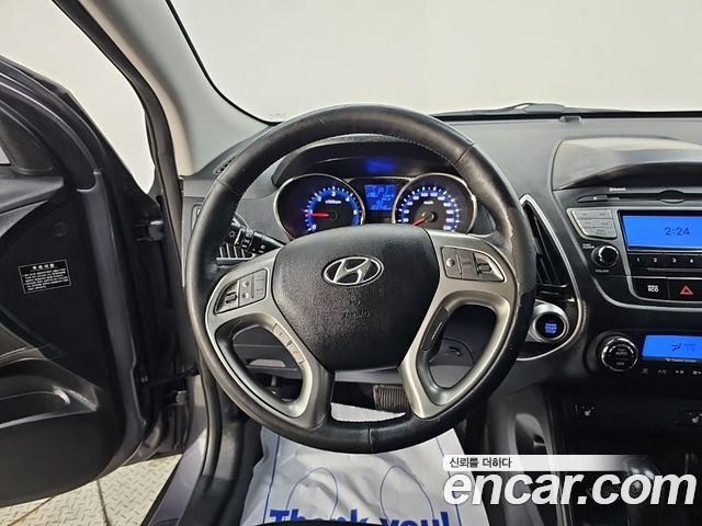 Hyundai Tucson 2012 — photo 9