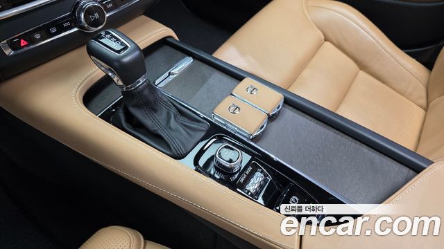 Volvo V90 2018 — photo 9