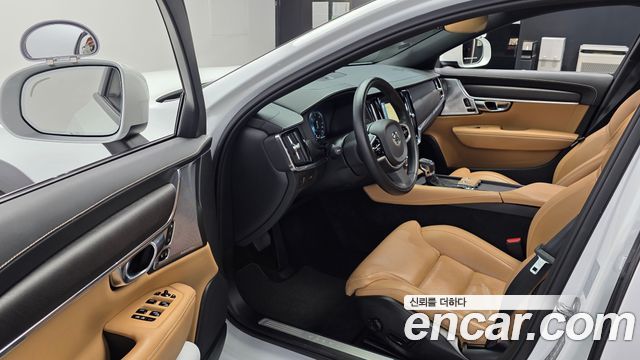 Volvo V90 2018 — photo 10