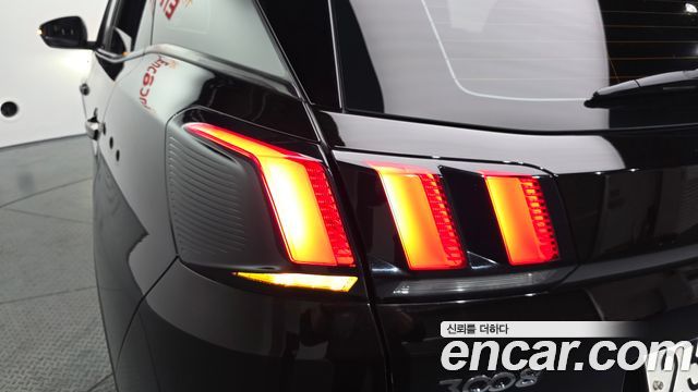 Peugeot 3008 2021 — photo 9