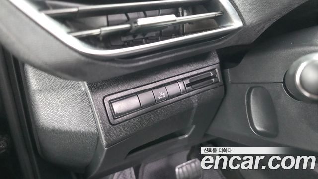 Peugeot 3008 2021 — photo 29