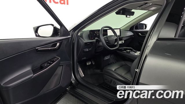 Kia EV6 2025 — photo 10
