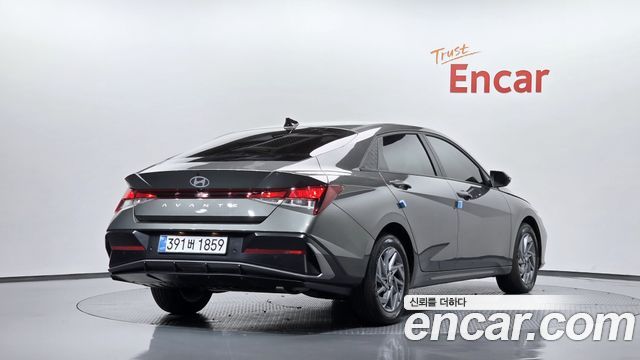 Hyundai AVANTE 2026 — photo 2