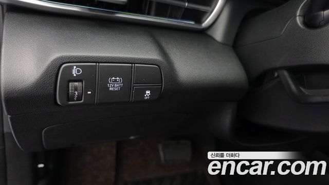 Hyundai AVANTE 2026 — photo 18