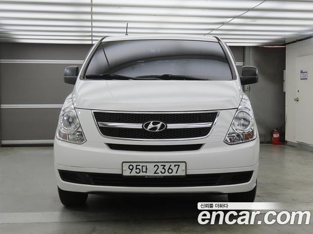 Hyundai Starex 2013 — photo 2