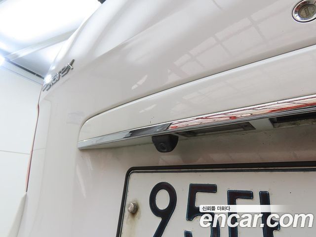 Hyundai Starex 2013 — photo 18