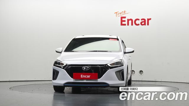 Hyundai Ioniq 2017 — photo 3