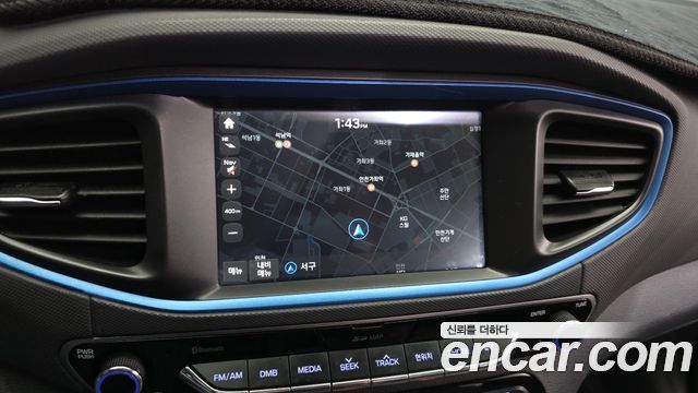 Hyundai Ioniq 2017 — photo 20