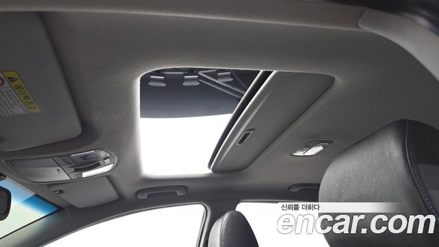 Hyundai Ioniq 2017 — photo 23
