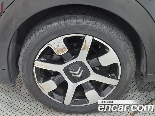 Citroën / DS C4 CACTUS 2017 — photo 19