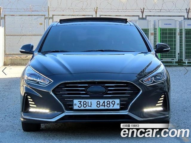 Hyundai Sonata 2018 — photo 1