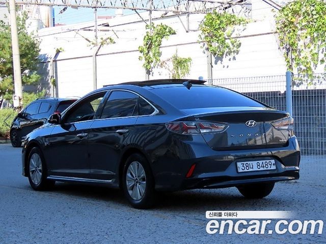 Hyundai Sonata 2018 — photo 3