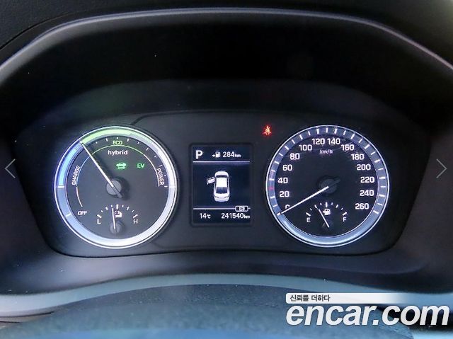 Hyundai Sonata 2018 — photo 9