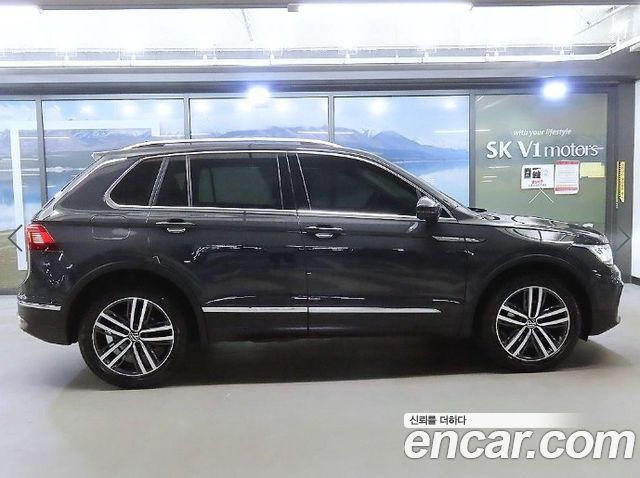 Volkswagen Tiguan 2022 — photo 3