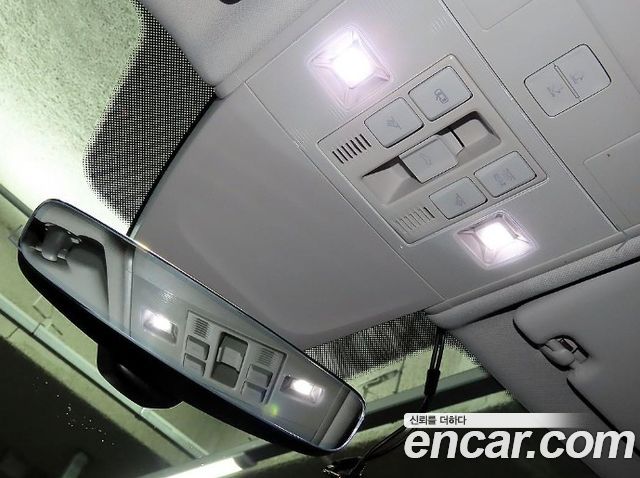 Volkswagen Tiguan 2022 — photo 14