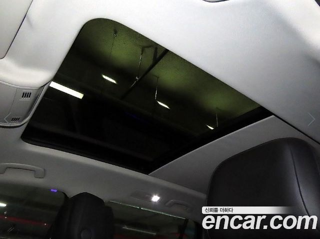 Volkswagen Tiguan 2022 — photo 15