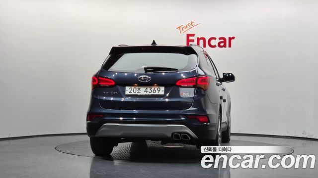 Hyundai Santafe 2016 — photo 4