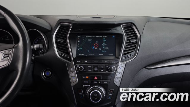 Hyundai Santafe 2016 — photo 14