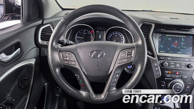 Hyundai Santafe 2016 — photo 15