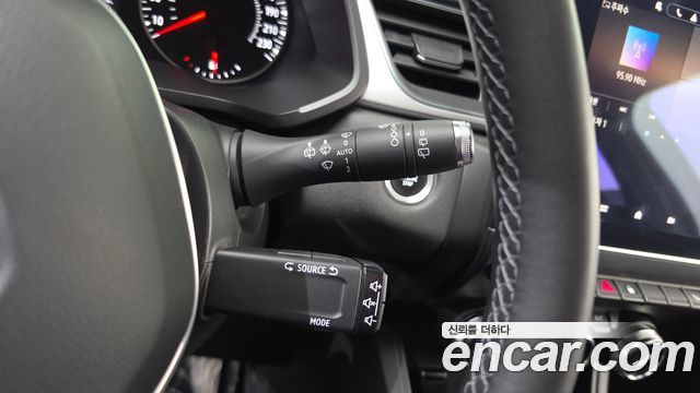 Renault Korea Captur 2020 — photo 24