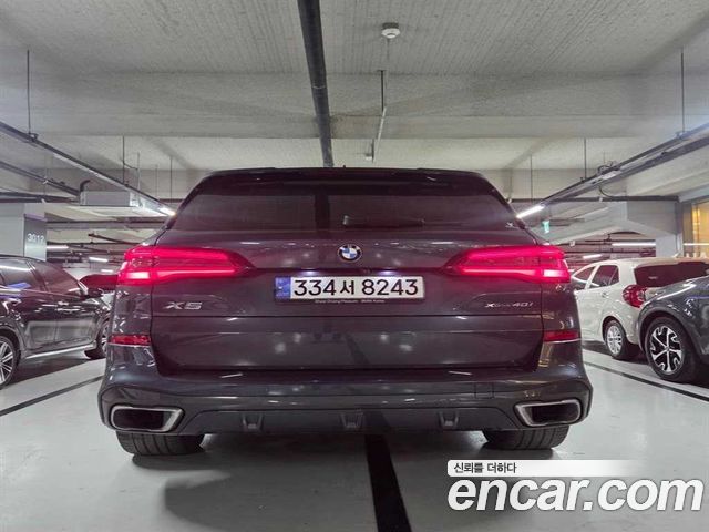BMW X5 2021 — photo 4