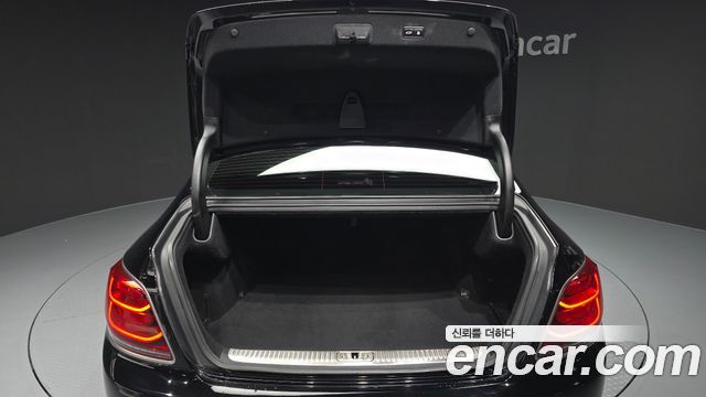Kia K9 2019 — photo 26