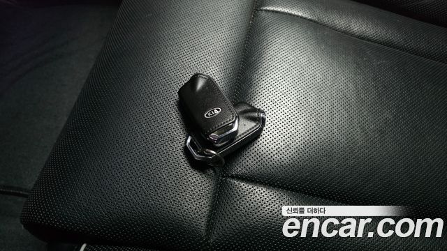 Kia K9 2019 — photo 27