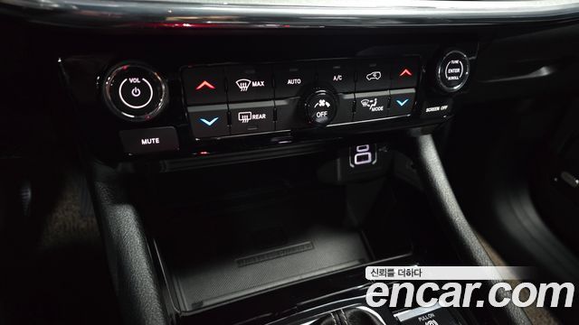 Jeep Compass 2022 — photo 26