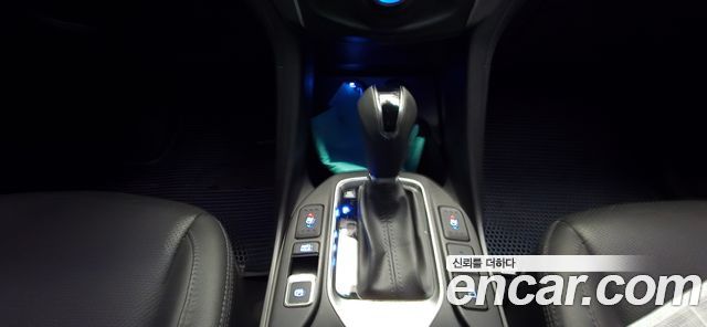 Hyundai Santafe 2016 — photo 13