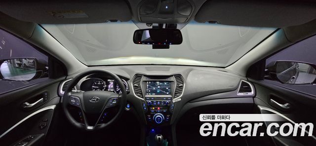 Hyundai Santafe 2016 — photo 14