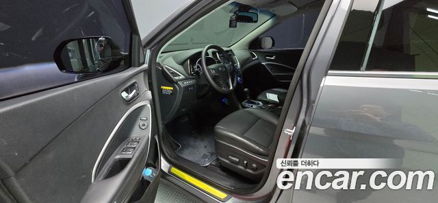 Hyundai Santafe 2016 — photo 17