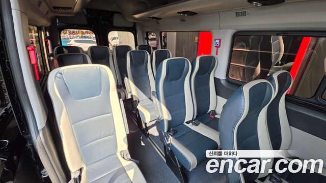 Hyundai Solati 2022 — photo 11