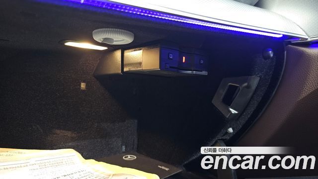 Mercedes-Benz E-Class 2019 — photo 36