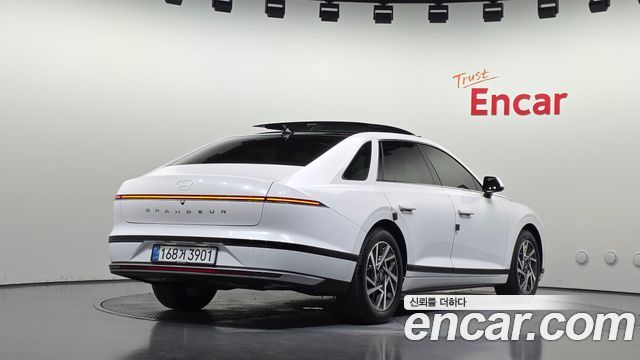 Hyundai Grandeur 2023 — photo 2