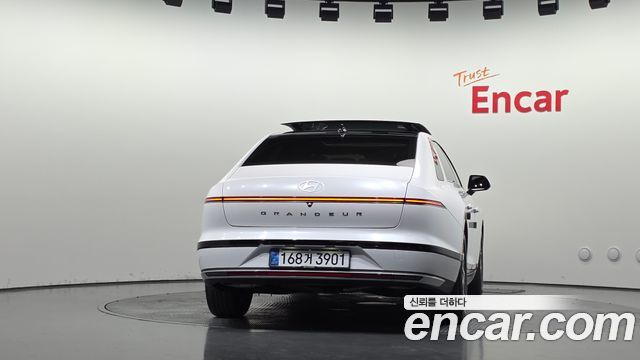 Hyundai Grandeur 2023 — photo 4