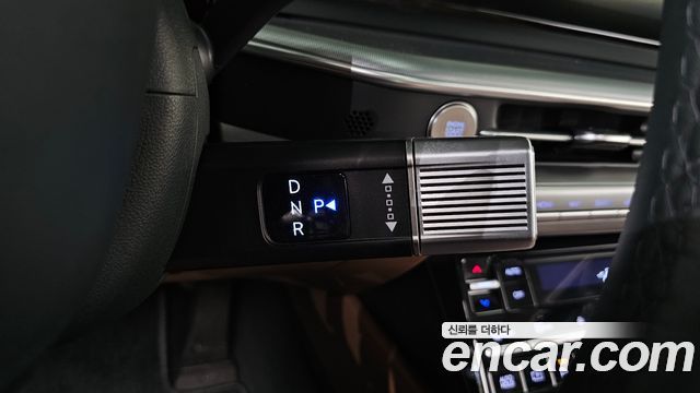 Hyundai Grandeur 2023 — photo 9