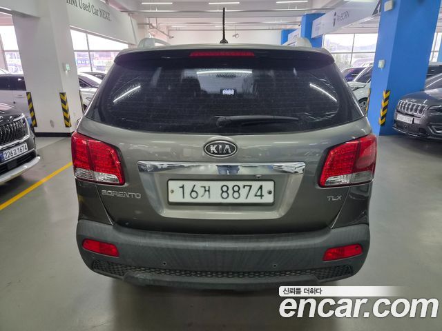 Kia Sorento 2011 — photo 4