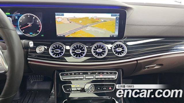 Mercedes-Benz CLS-Class 2019 — photo 12