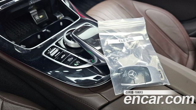 Mercedes-Benz CLS-Class 2019 — photo 15
