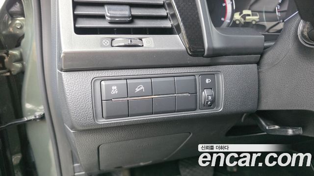 KG Mobility Rexton 2021 — photo 25