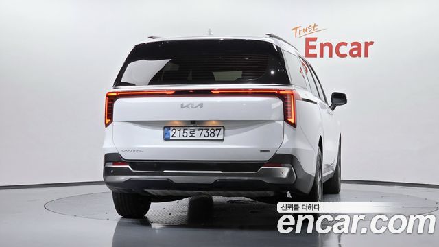 Kia Canival 2025 — photo 4