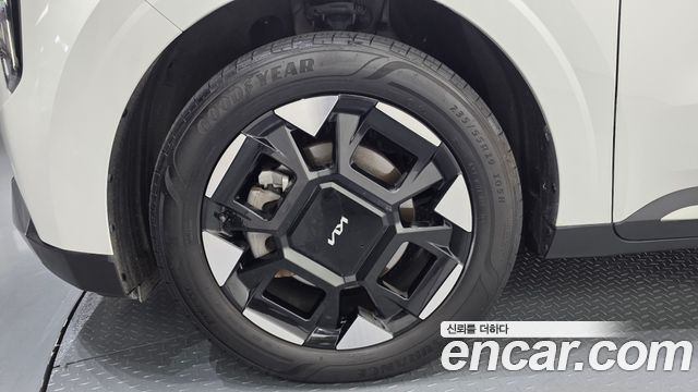 Kia Canival 2025 — photo 5