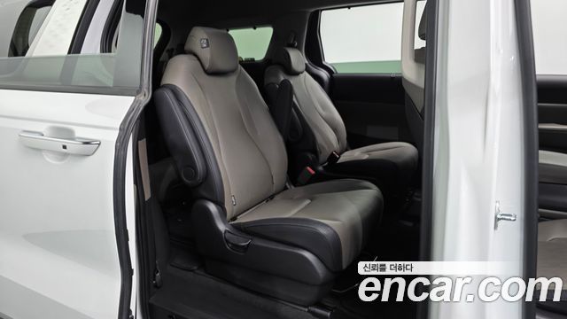 Kia Canival 2025 — photo 11