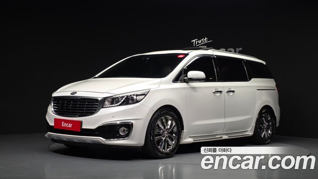 Kia Canival 2016 — photo 1