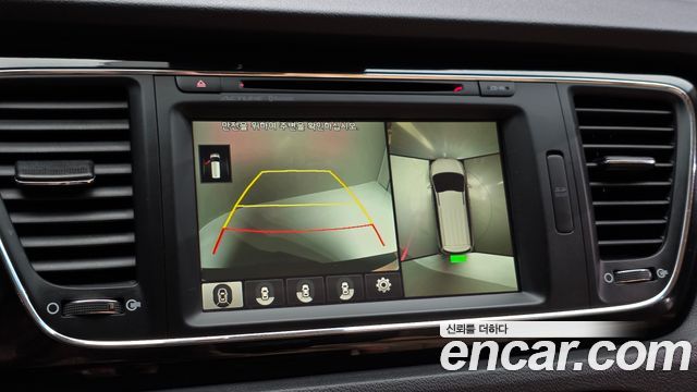 Kia Canival 2016 — photo 21