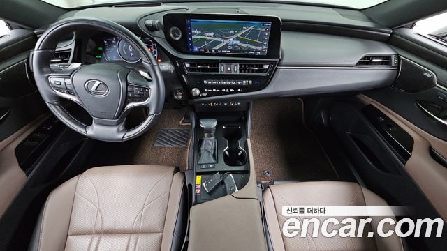 Lexus ES 2025 — photo 10