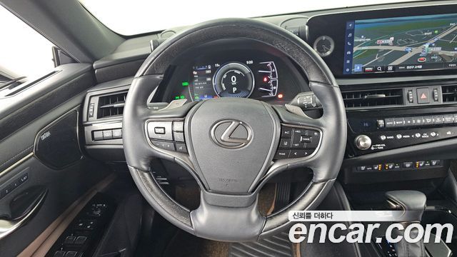 Lexus ES 2025 — photo 19