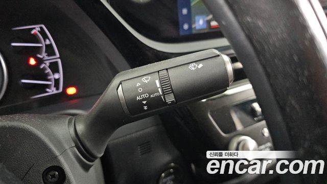 Lexus ES 2025 — photo 28